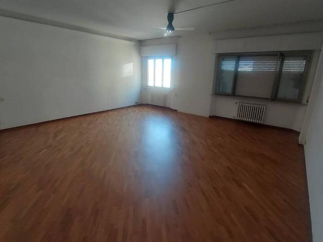 Appartamento in vendita a Falconara Marittima AN