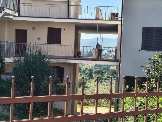 Appartamento in vendita a Fara in Sabina RI