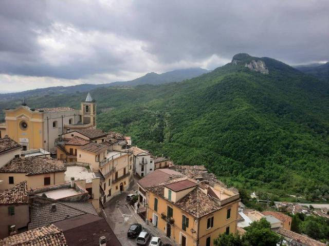 Appartamento in vendita a Farindola PE