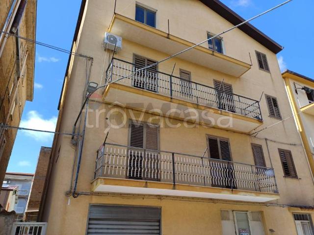 Appartamento in vendita a Favara viale Europa, 41