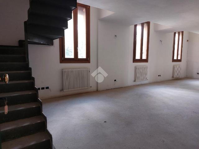 Appartamento in vendita a Ferrara