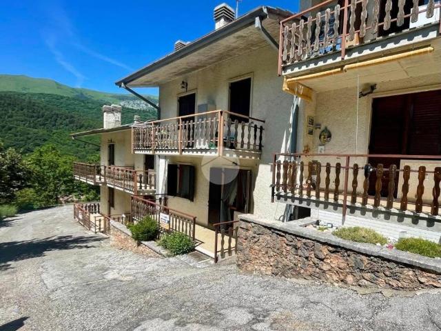 Appartamento in vendita a Ferrara di Monte Baldo VR