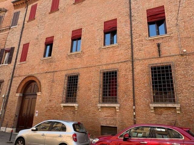 Appartamento in vendita a Ferrara FE