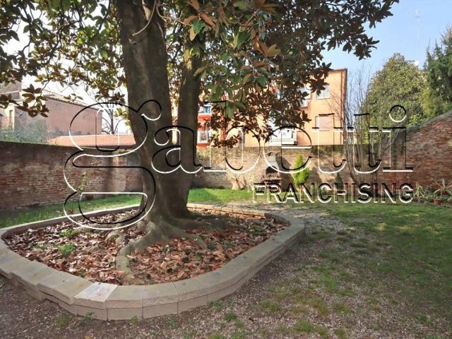 Appartamento in vendita a Ferrara FE