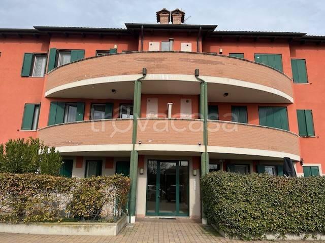 Appartamento in vendita a Ferrara via Cento, 6A, Porotto Cassana