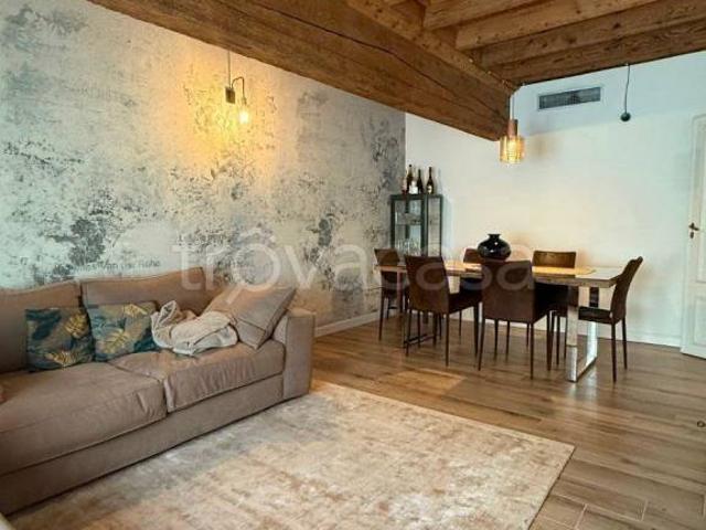 Appartamento in vendita a Ferrara via Palestro, 105, Centro Storico