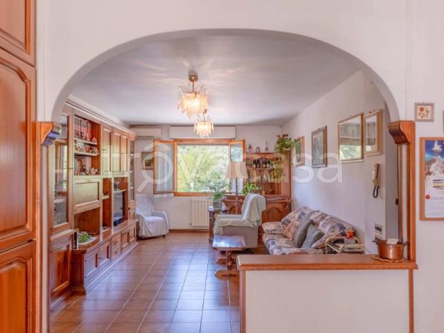 Appartamento in vendita a Fiesole via San Martino, Caldine