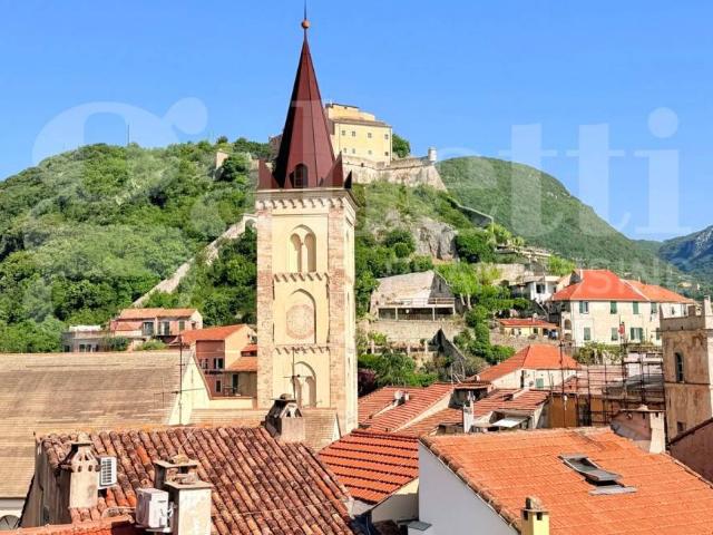 Appartamento in vendita a Finale Ligure SV