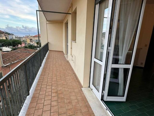 Appartamento in vendita a Finale Ligure SV