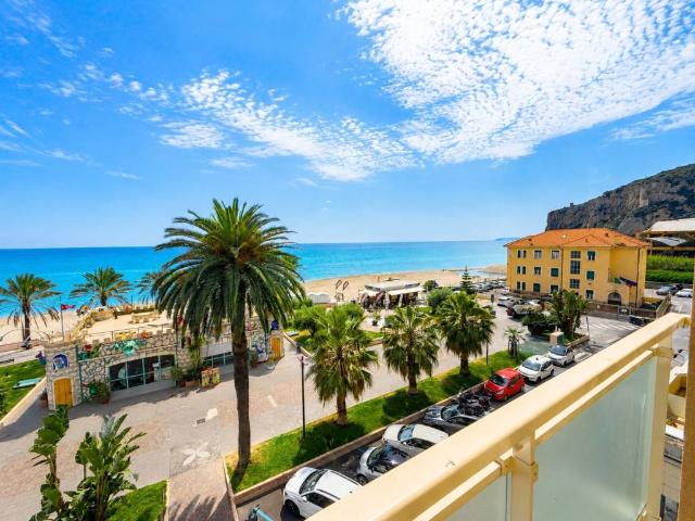 Appartamento in vendita a Finale Ligure SV