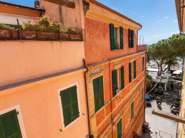 Appartamento in vendita a Finale Ligure SV