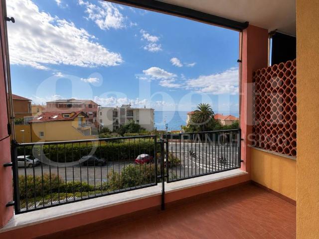 Appartamento in vendita a Finale Ligure SV
