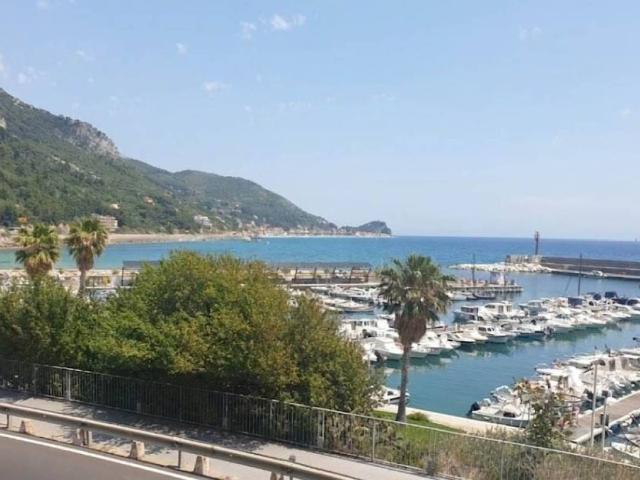 Appartamento in vendita a Finale Ligure SV