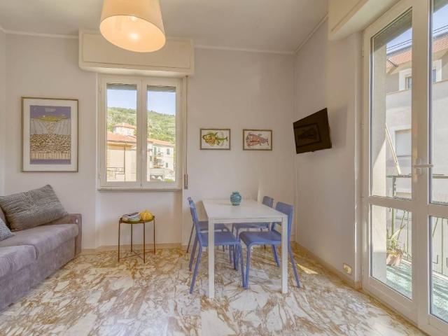 Appartamento in vendita a Finale Ligure SV