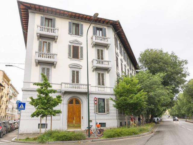 Appartamento in vendita a Firenze