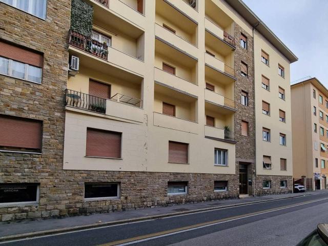Appartamento in vendita a Firenze