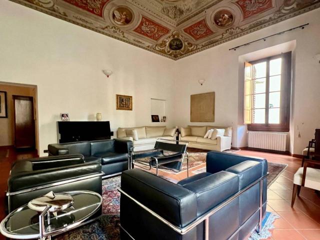Appartamento in vendita a Firenze