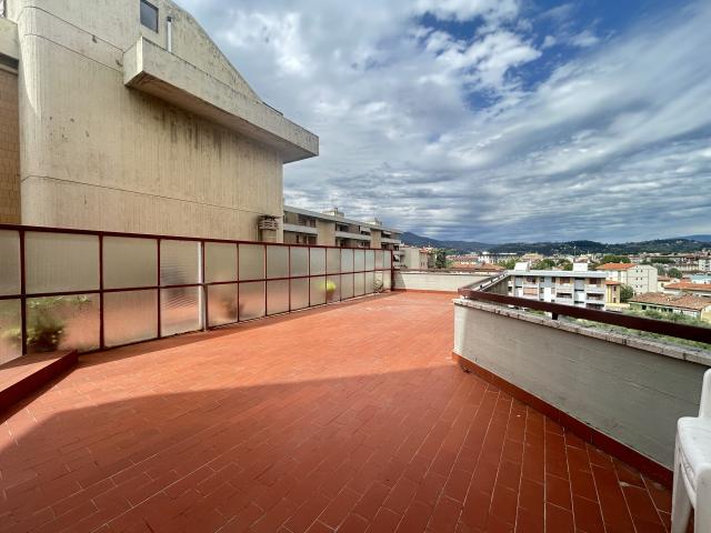 Appartamento in vendita a Firenze