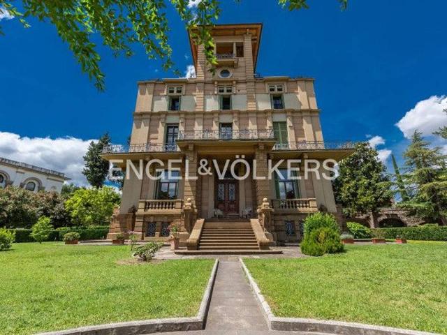 Appartamento in vendita a Firenze