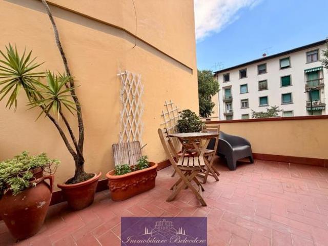 Appartamento in vendita a Firenze, Campo di Marte