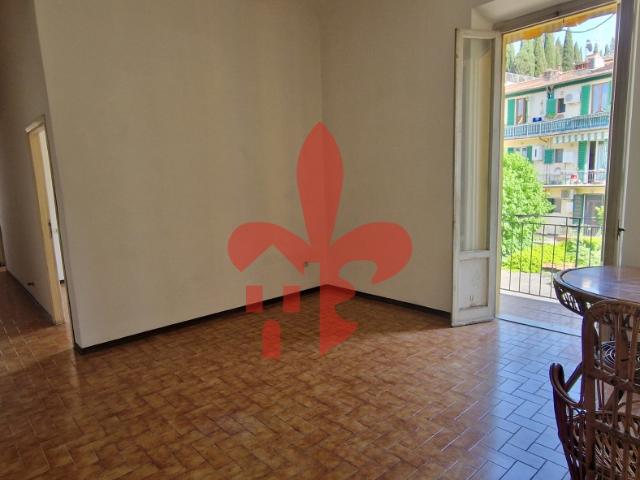APPARTAMENTO in VENDITA a FIRENZE CAMPO DI MARTE / CURE / COVERCIANO di 3 vani
