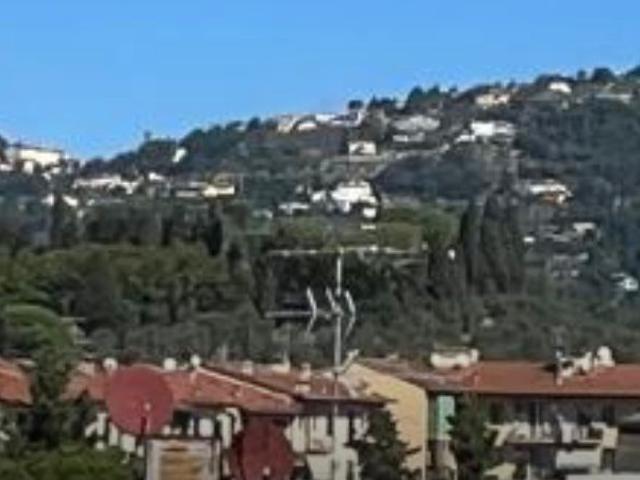 APPARTAMENTO in VENDITA a FIRENZE CAMPO DI MARTE / CURE / COVERCIANO di 4 vani