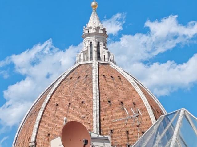 APPARTAMENTO in VENDITA a FIRENZE CENTRO DUOMO di 9 vani