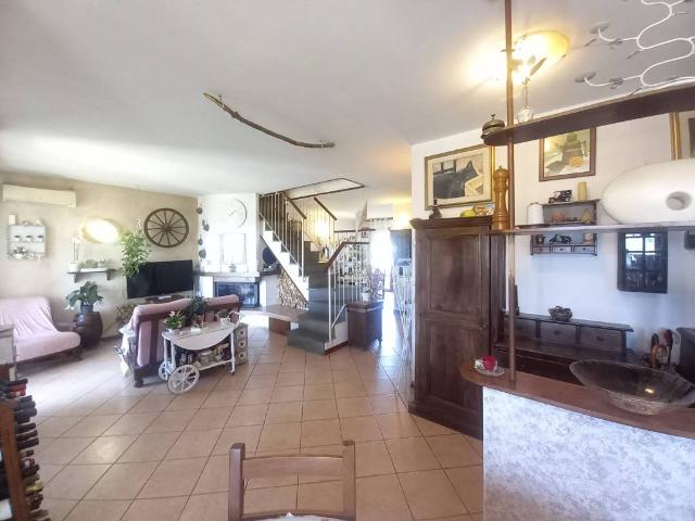 Appartamento in vendita a Firenze, Cintoia Le Torri