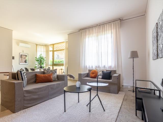 APPARTAMENTO in VENDITA a FIRENZE di 5 vani