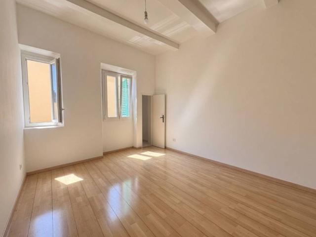 Appartamento in vendita a Firenze FI