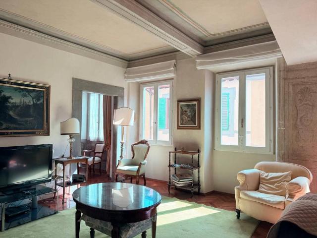 Appartamento in vendita a Firenze FI