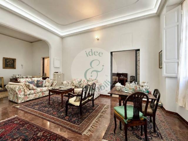 Appartamento in vendita a Firenze FI