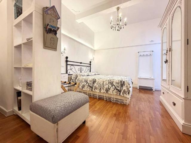 Appartamento in vendita a Firenze FI