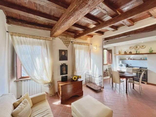 Appartamento in vendita a Firenze FI