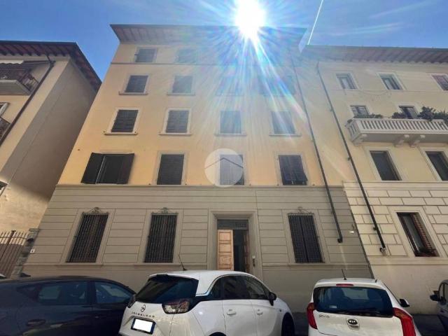 Appartamento in vendita a Firenze FI