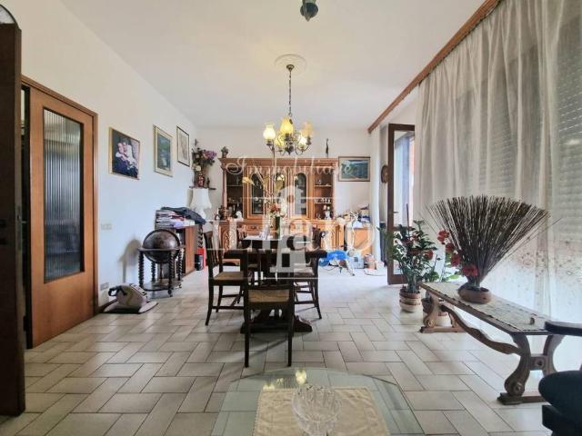 Appartamento in vendita a Firenze FI