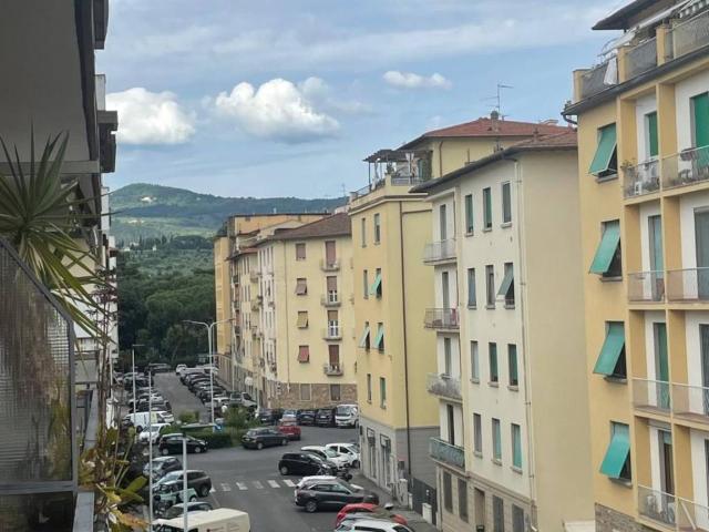 Appartamento in vendita a Firenze FI