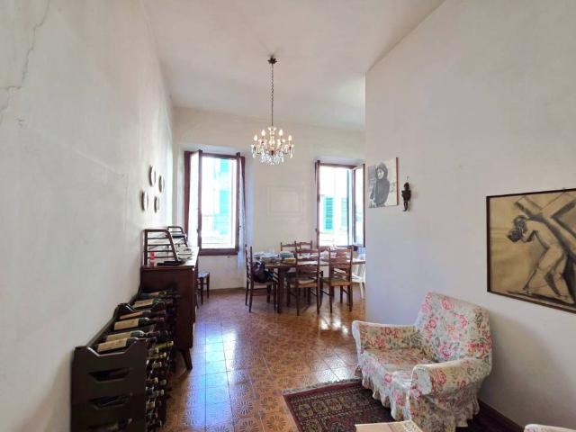 Appartamento in vendita a Firenze FI