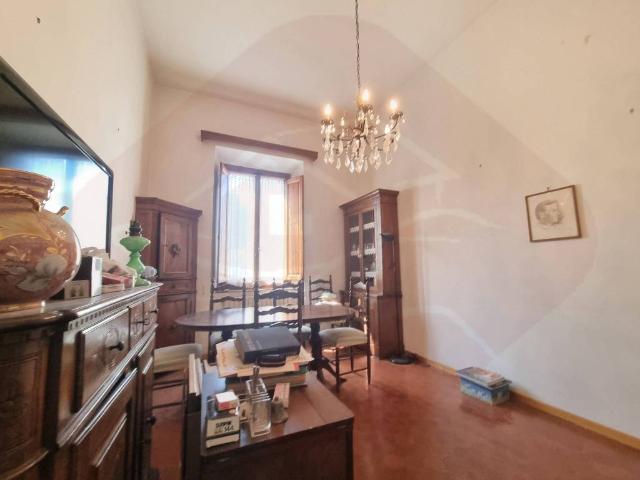 Appartamento in vendita a Firenze FI