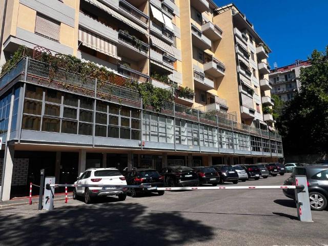 Appartamento in vendita a Firenze FI