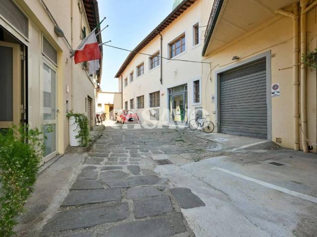 Appartamento in vendita a Firenze FI