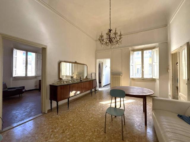 Appartamento in vendita a Firenze FI