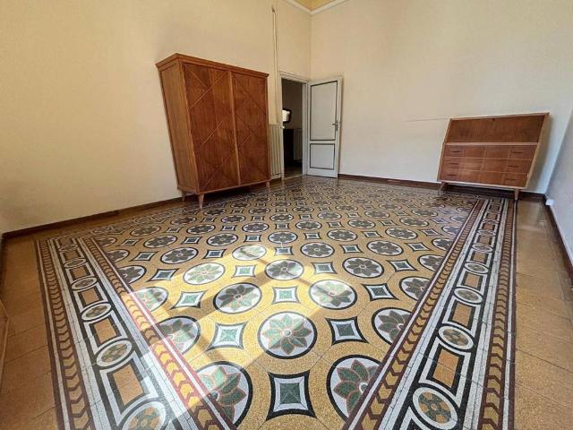 Appartamento in vendita a Firenze FI