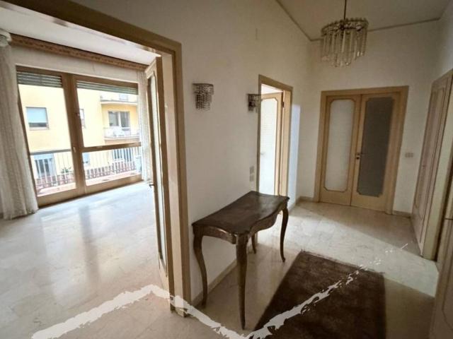 Appartamento in vendita a Firenze FI