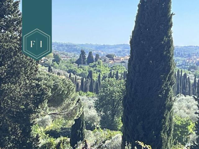 Appartamento in vendita a Firenze FI