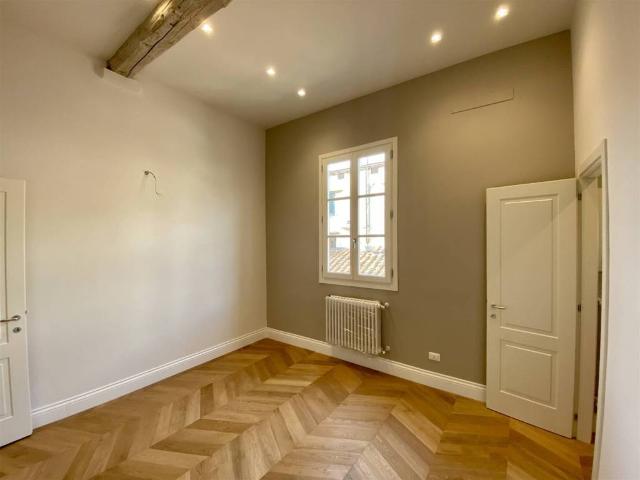 Appartamento in vendita a Firenze FI