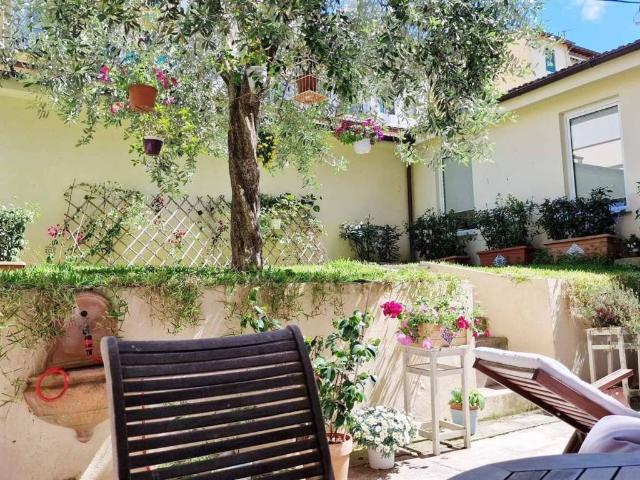 Appartamento in vendita a Firenze FI