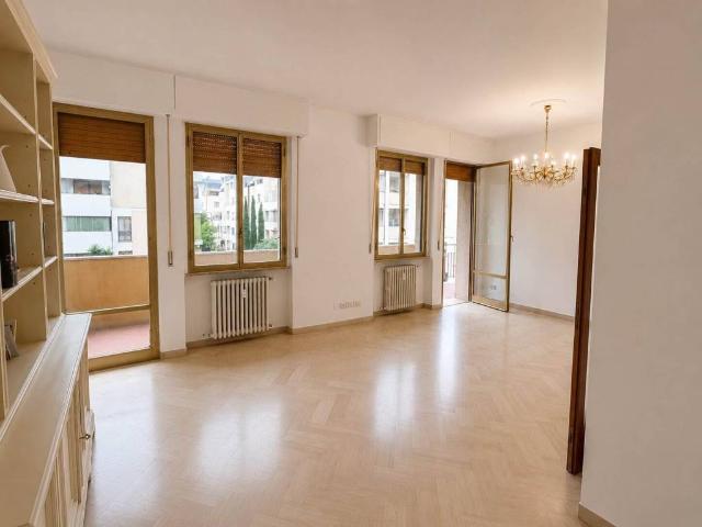 Appartamento in vendita a Firenze FI