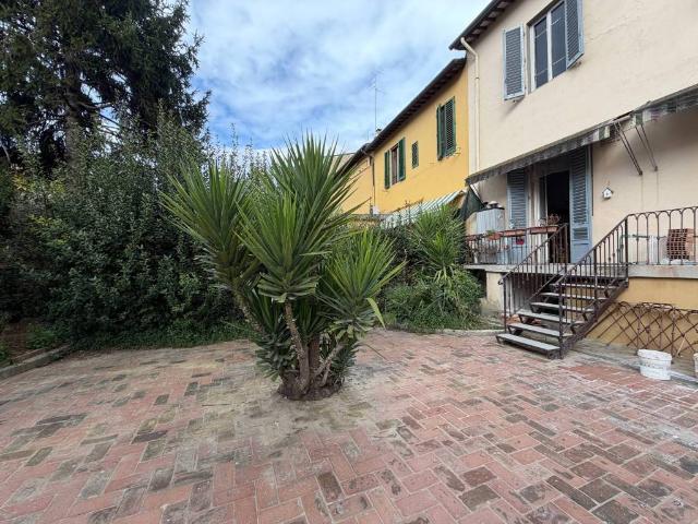Appartamento in vendita a Firenze FI