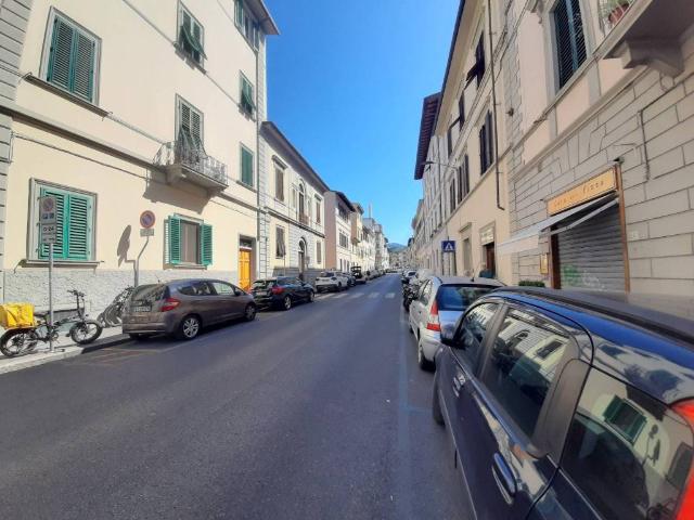 Appartamento in vendita a Firenze FI